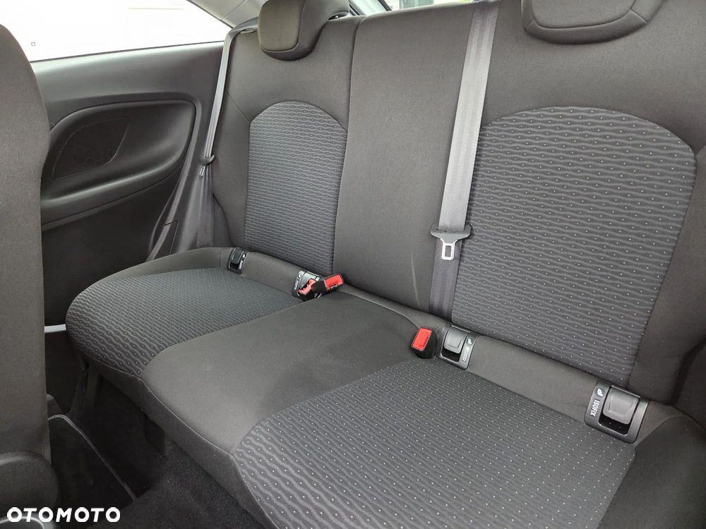 Opel Corsa 1.4 drive - 19