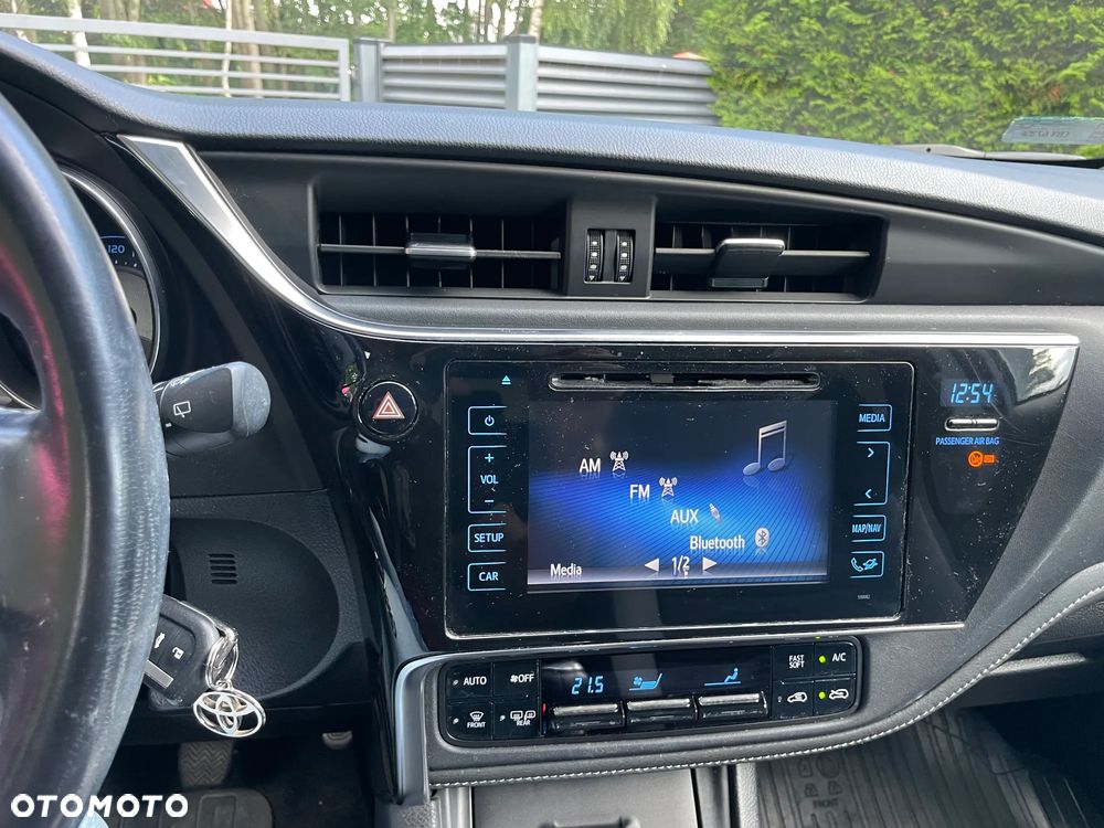 Toyota Auris 1.6 Comfort - 9