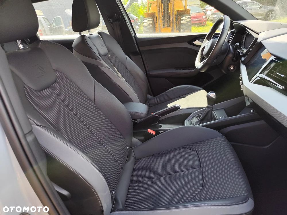 Audi A1 Sportback 30 TFSI S line - 12