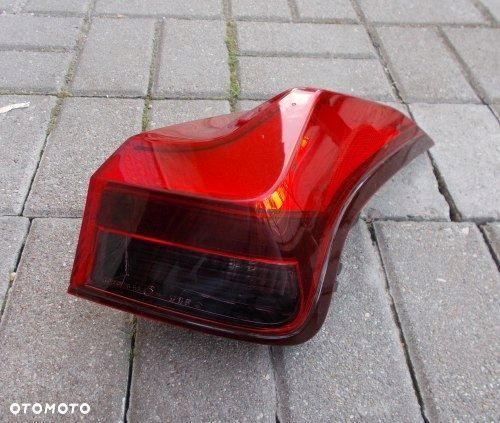 LEXUS NX UX200 UX250H 2019- PRAWA LED - 1