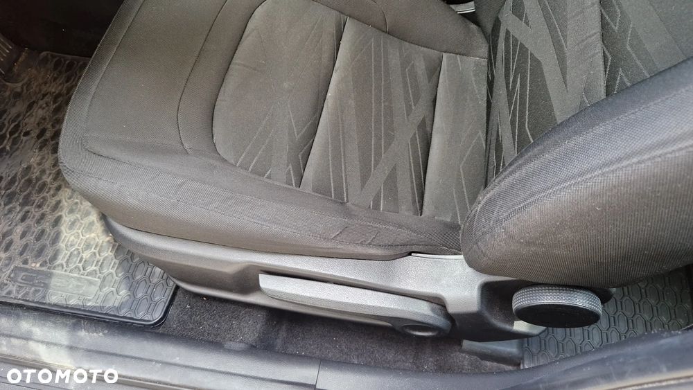 Kia Ceed 1.4 CRDi M - 12