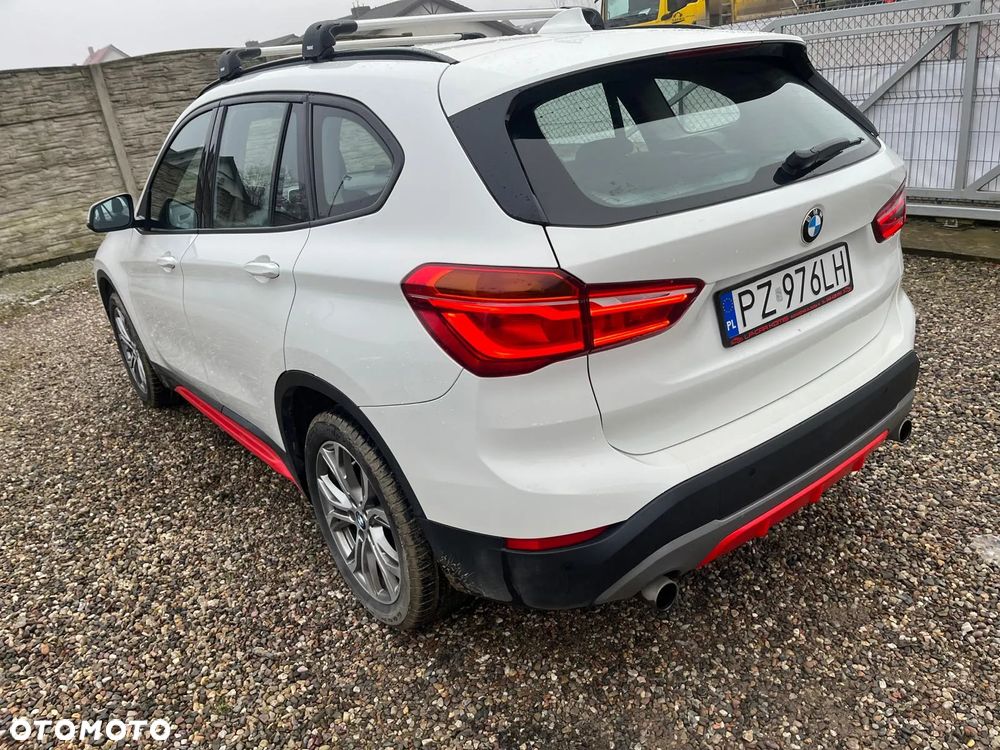 BMW X1 xDrive20i GPF Sport Line sport - 5