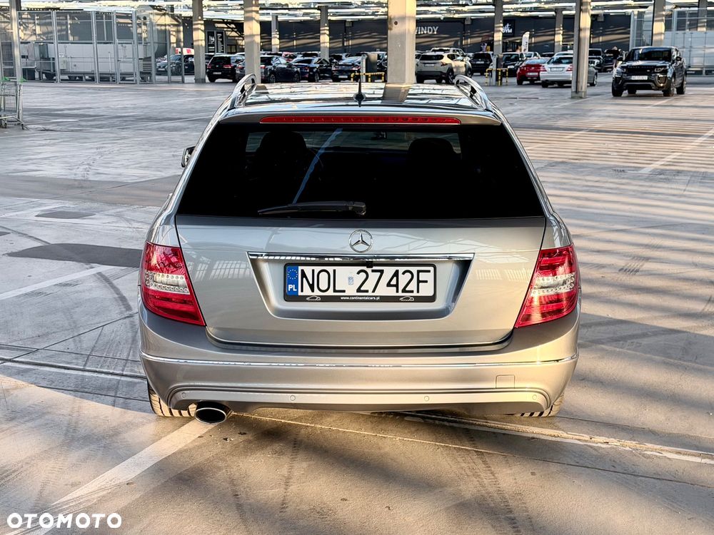Mercedes-Benz Klasa C 220 CDI DPF BlueEFFICIENCY 7G-TRONIC Avantgarde Edition - 8
