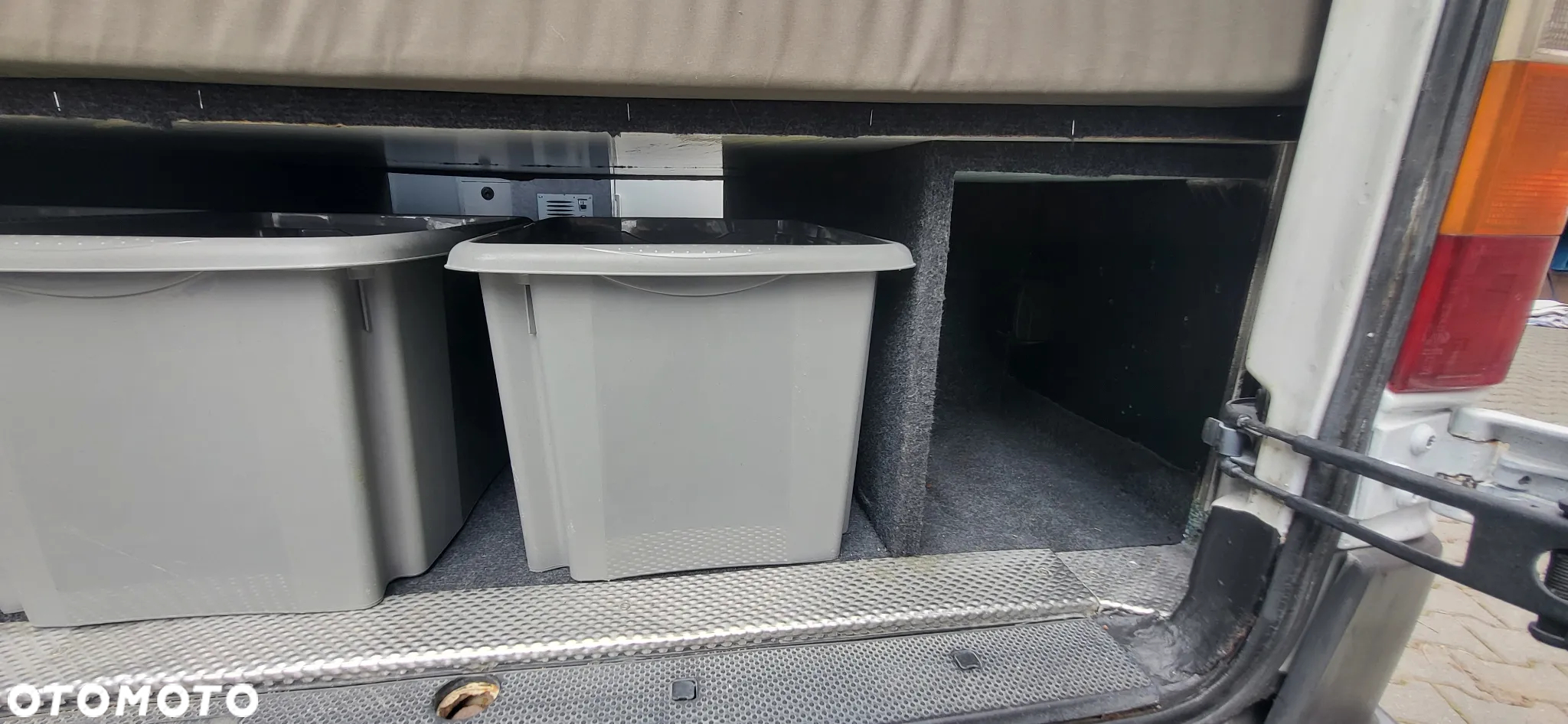 Mercedes-Benz Sprinter - 18