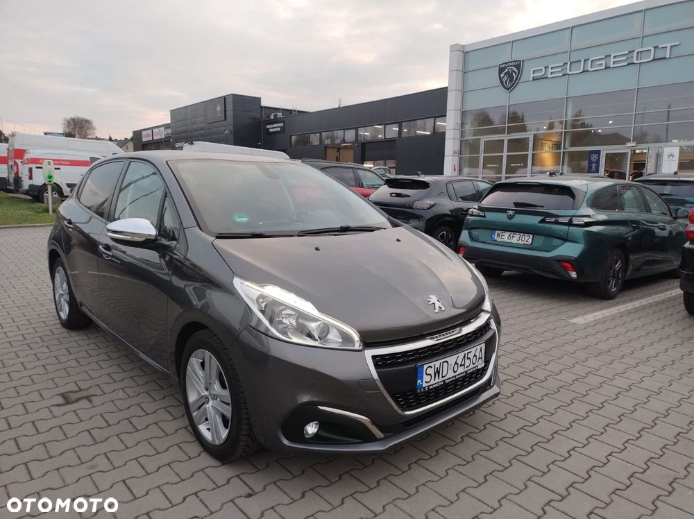 Peugeot 208 - 2