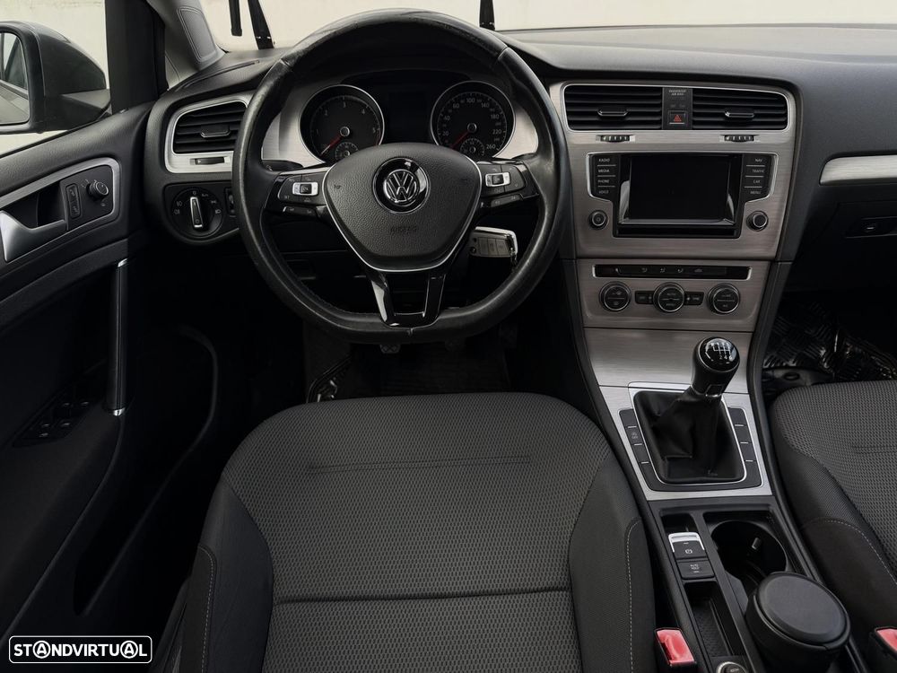 VW Golf 1.6 TDi BlueMotion Confortline - 7