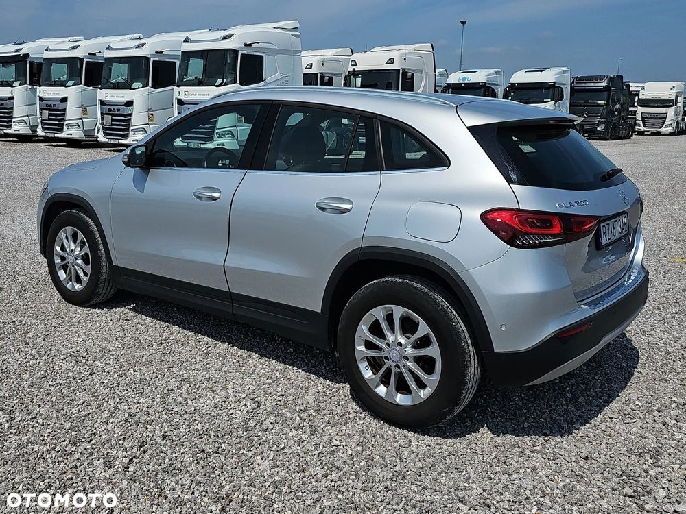 Mercedes-Benz GLA 200 Style - 7