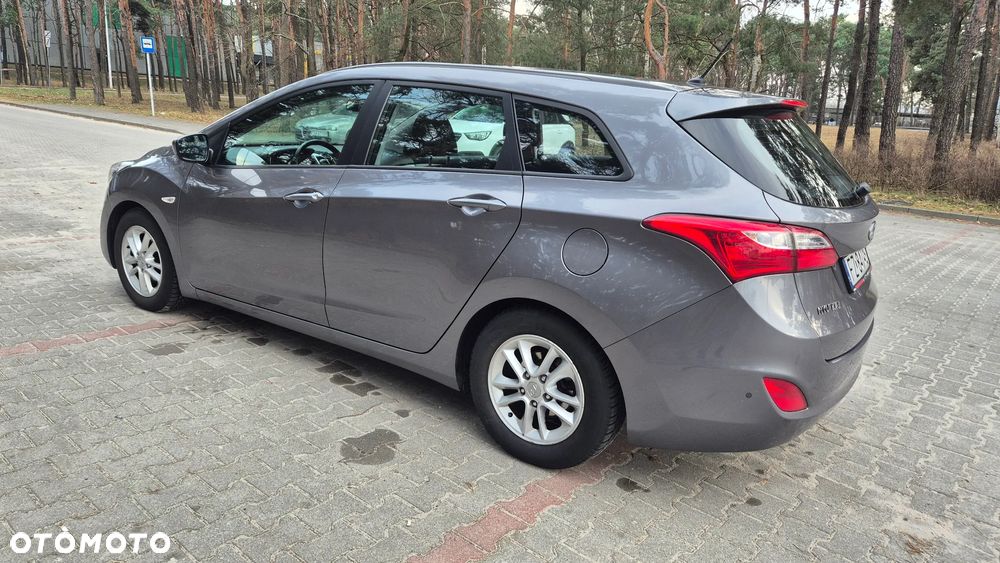 Hyundai i30 1.4 Classic + - 7