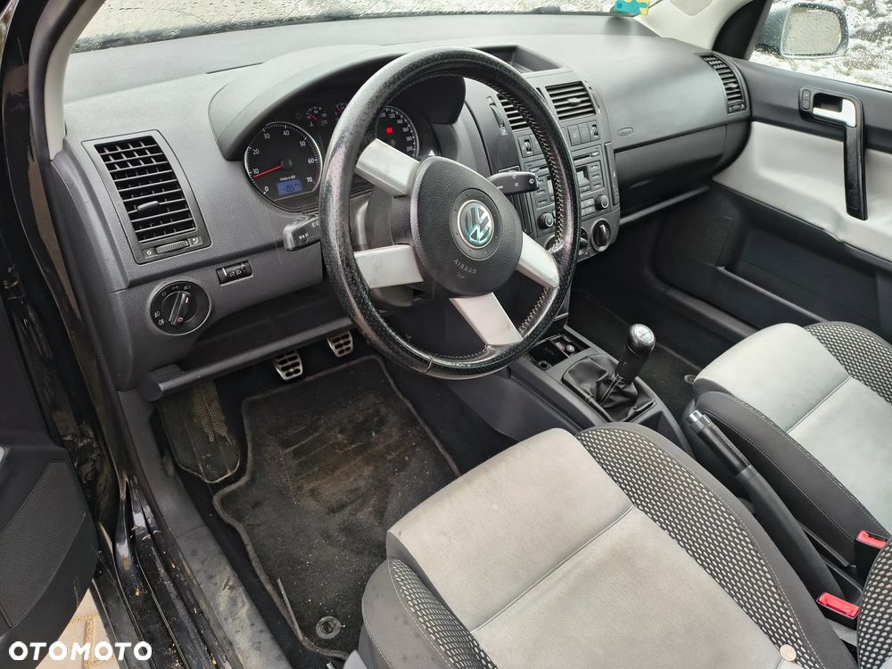 Volkswagen Polo Cross - 8