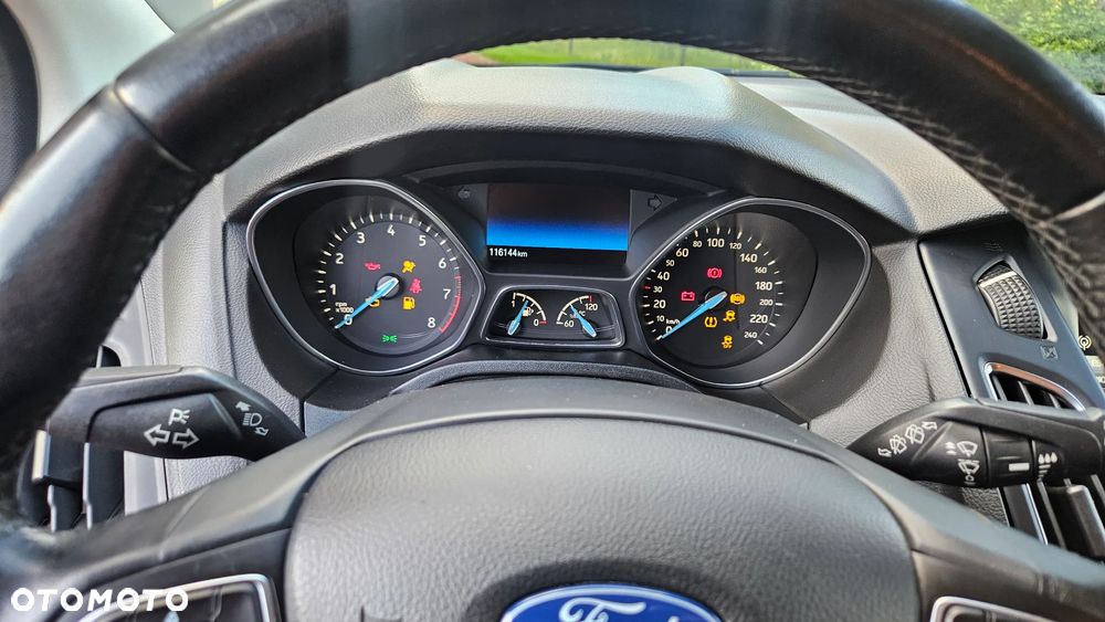 Ford Focus 1.0 EcoBoost Titanium - 9