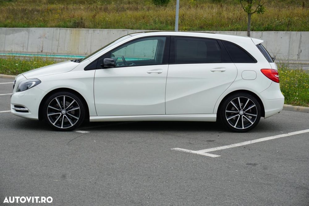 Mercedes-Benz B - 8
