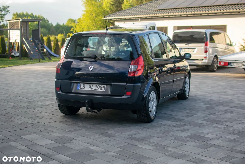 Renault Scenic - 17