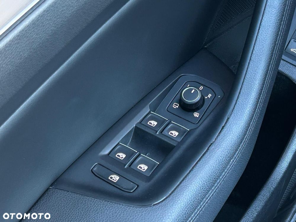 Volkswagen Passat 1.5 TSI EVO Highline DSG - 20