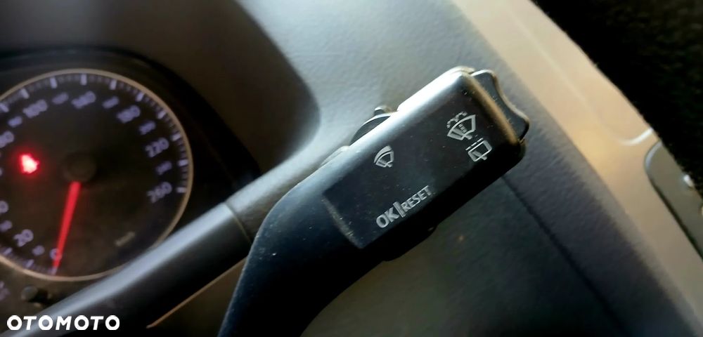 Volkswagen Touran 1.9 TDI - 21