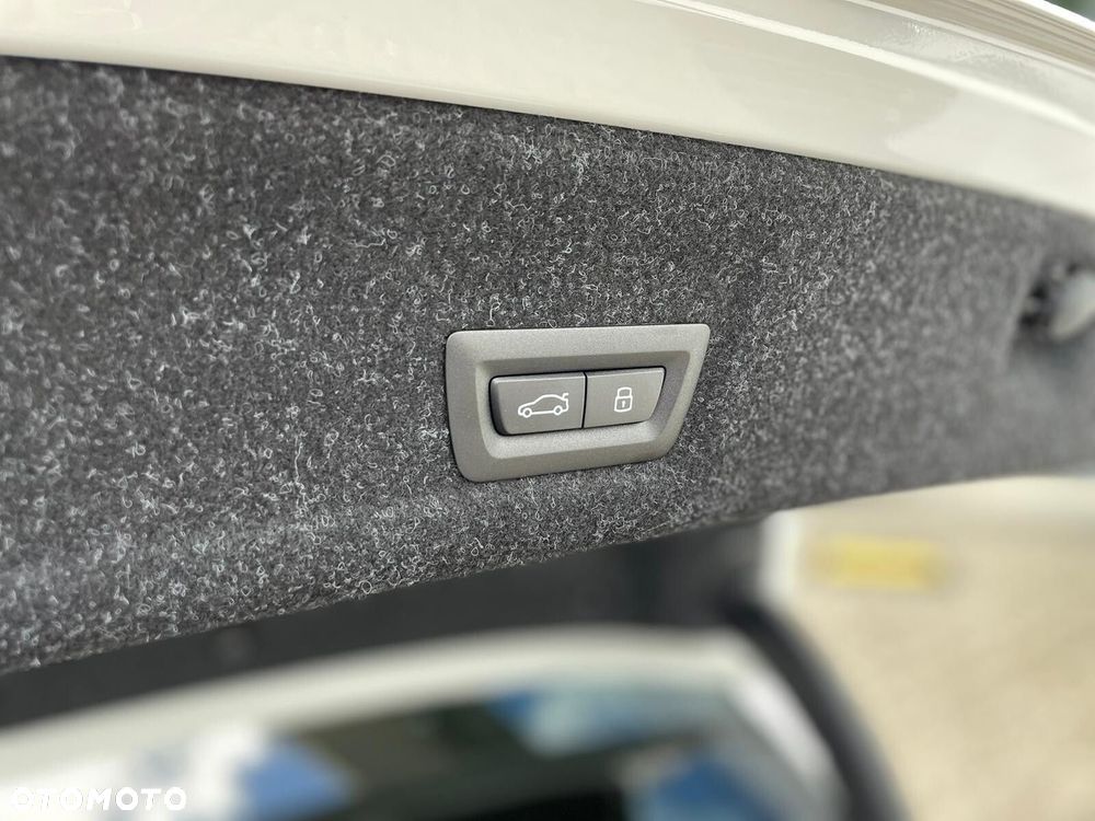 BMW Seria 3 - 12
