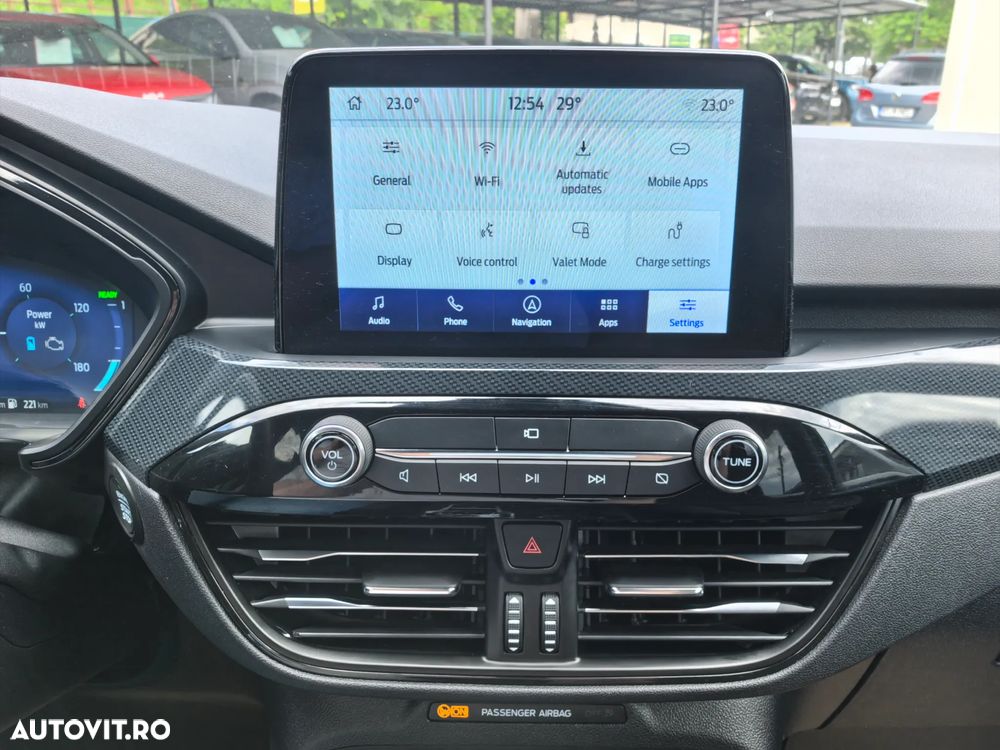 Ford Kuga 2.5 Duratec PHEV ST-LINE X - 22