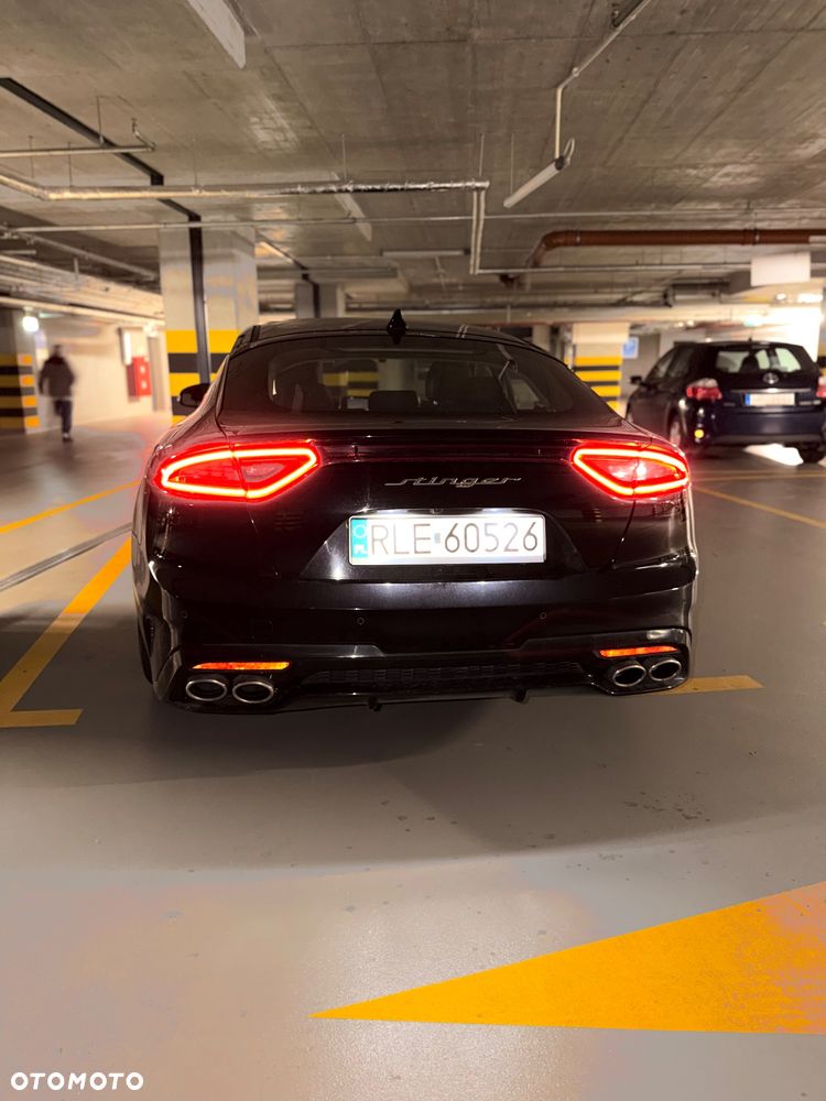 Kia Stinger - 3
