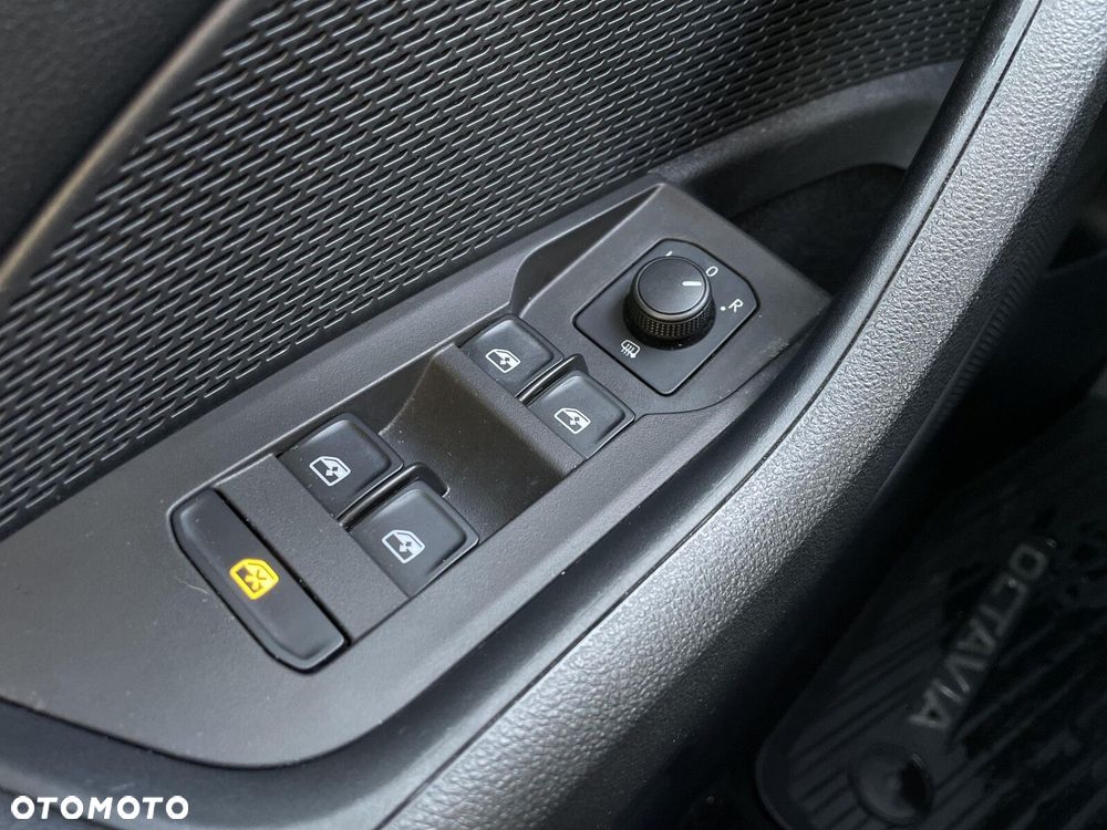 Skoda Octavia 1.5 TSI ACT Ambition - 24