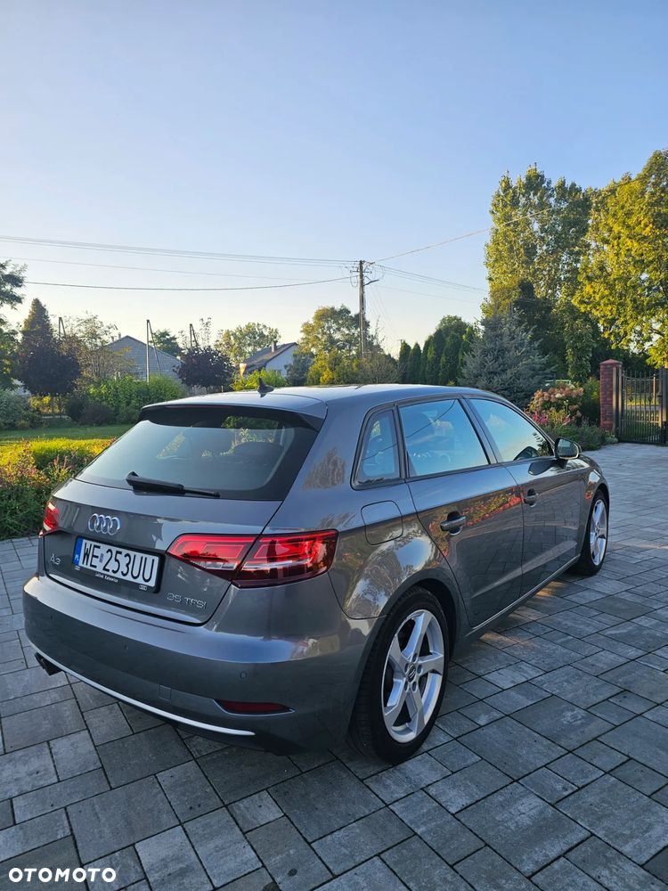 Audi A3 Sportback - 3
