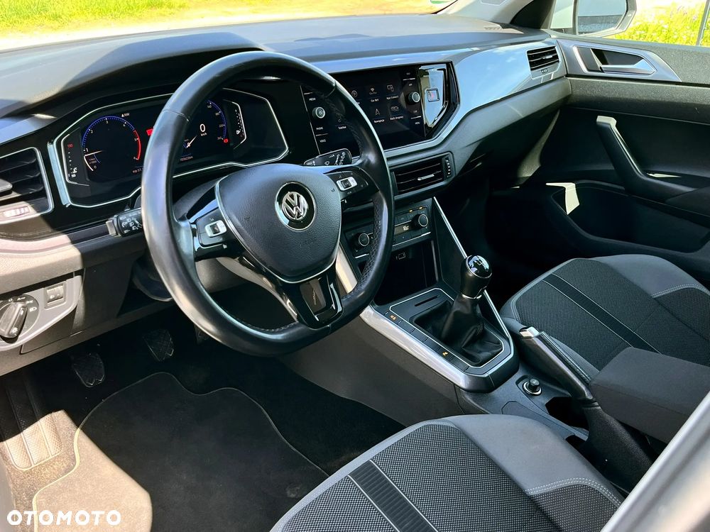 Volkswagen Polo 1.6 TDI SCR Highline - 9