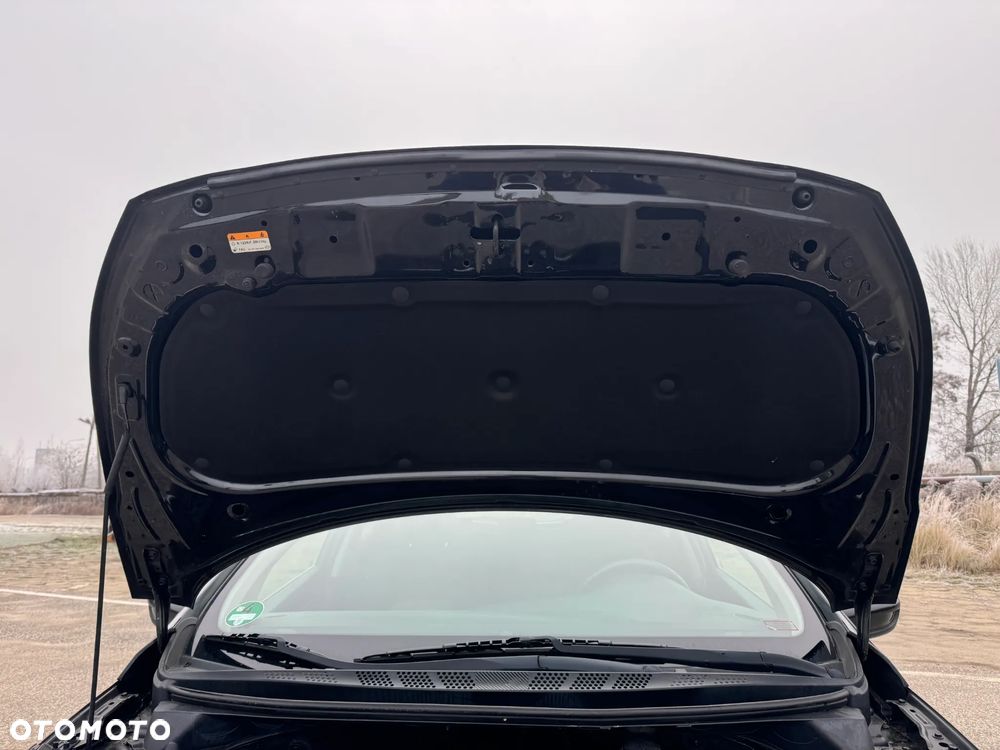 Kia Ceed 1.6 GDI Dream Team Edition - 31