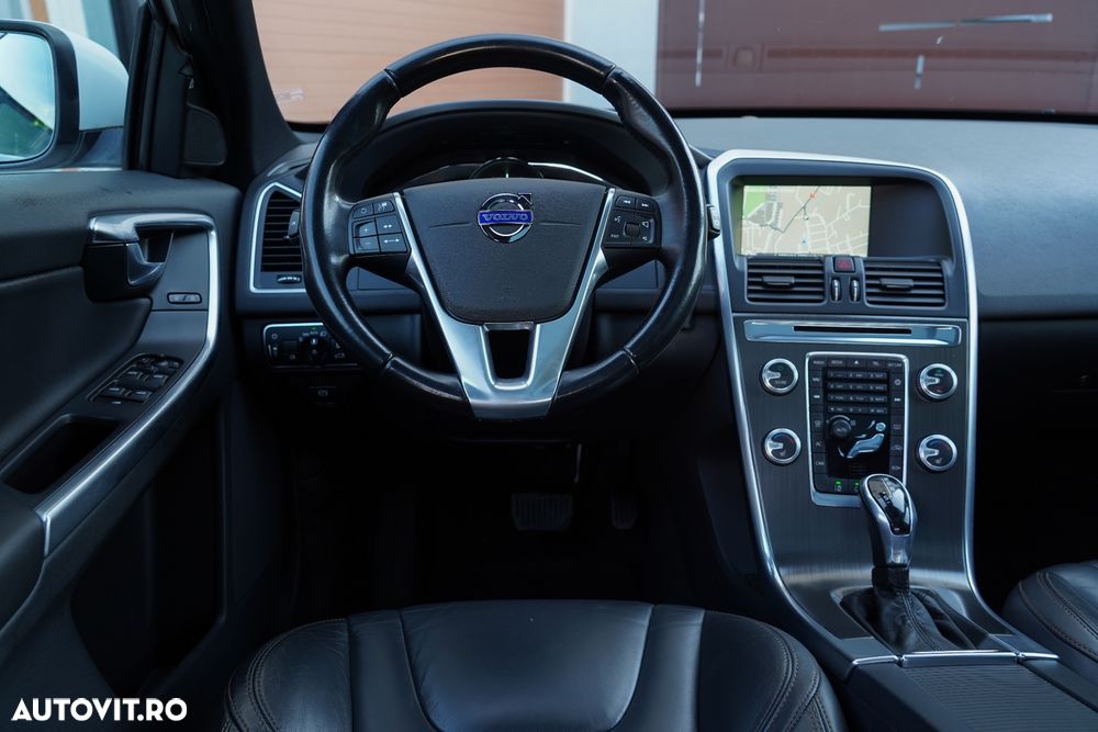 Volvo XC 60 D4 Geartronic Summum - 23