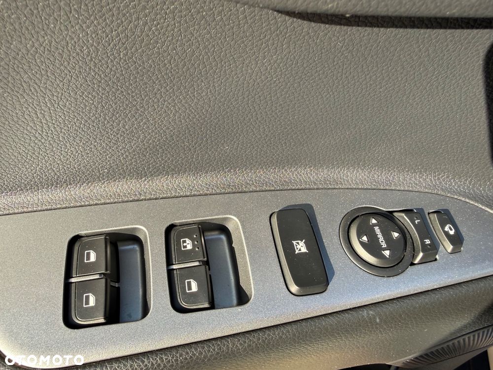 Kia Stonic 1.0 T-GDI GT Line DCT - 22