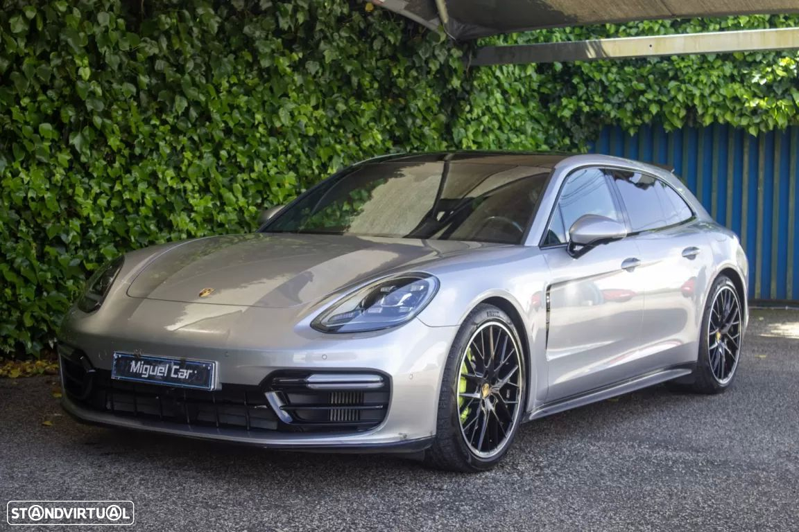 Porsche Panamera Sport Turismo 4 E-Hybrid - 3