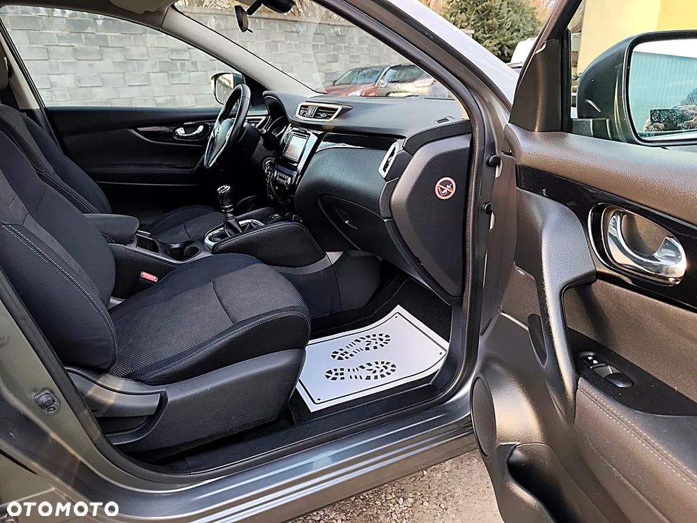 Nissan Qashqai 1.5 dCi DPF acenta - 21