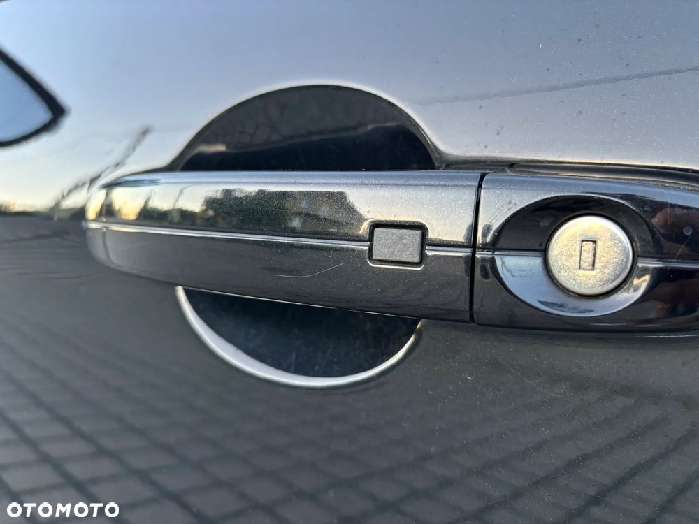 Ford Galaxy 2.0 TDCi Titanium - 30