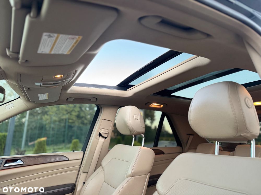 Mercedes-Benz ML 350 BlueTEC 4-Matic - 21