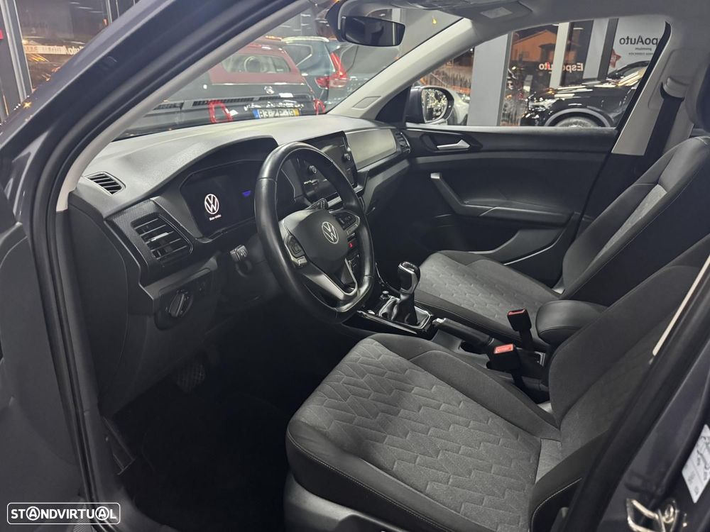 VW T-Cross 1.0 TSI Urban DSG - 33