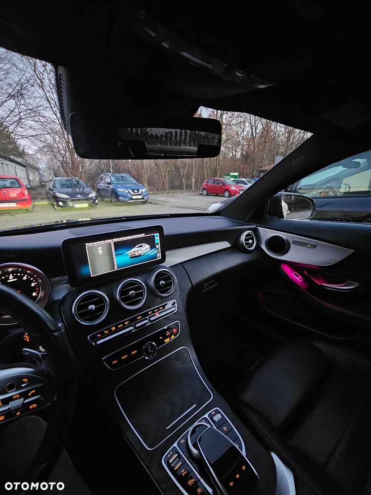 Mercedes-Benz Klasa C 300 d 9G-TRONIC - 20