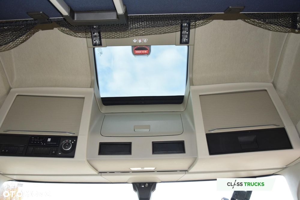 Volvo FH 460 Globetrotter XL Varios i-Save - 16