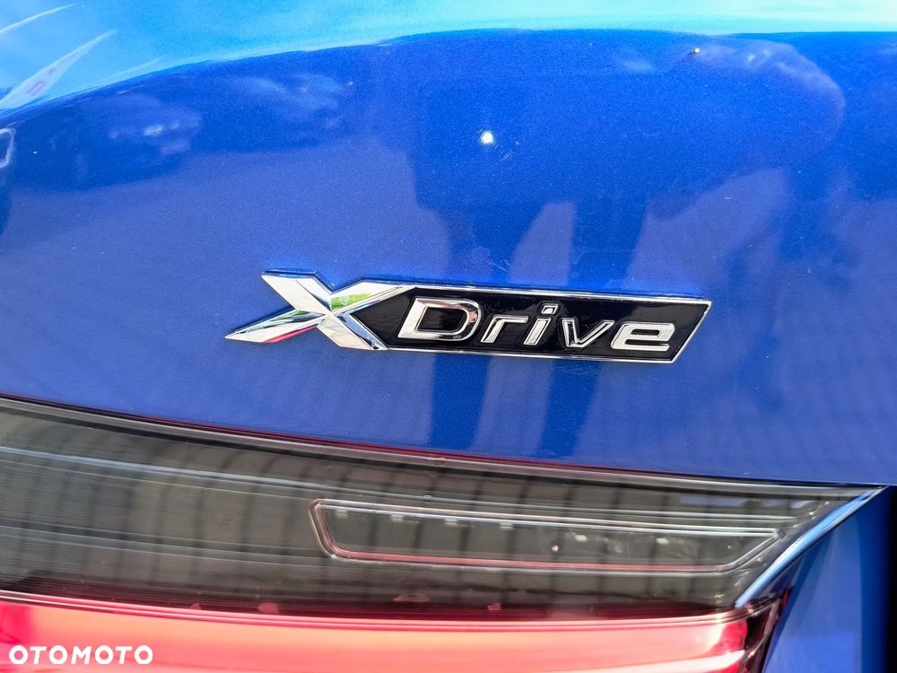 BMW Seria 3 330i xDrive M Sport - 31