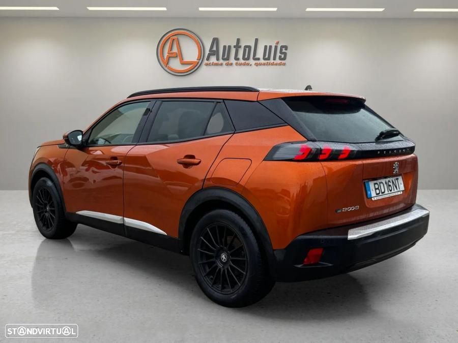 Peugeot e-2008 50 kWh GT Pack - 2