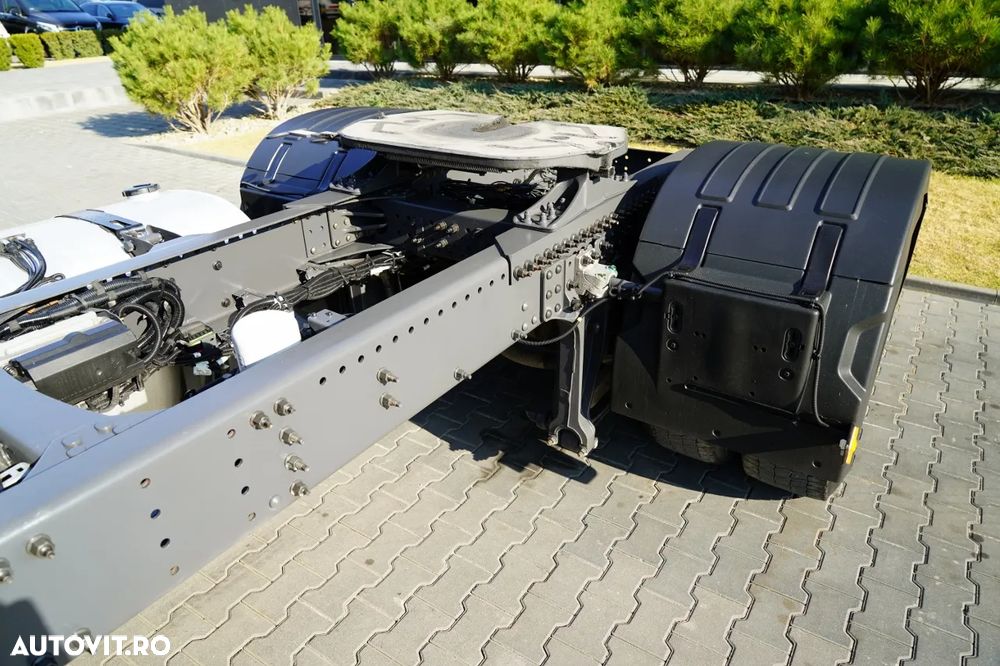 Volvo FH 460 / I-SHIFT / EURO 6 - 12