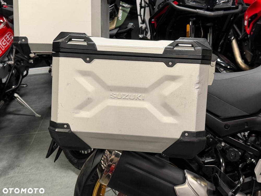 Suzuki V-STROM - 14