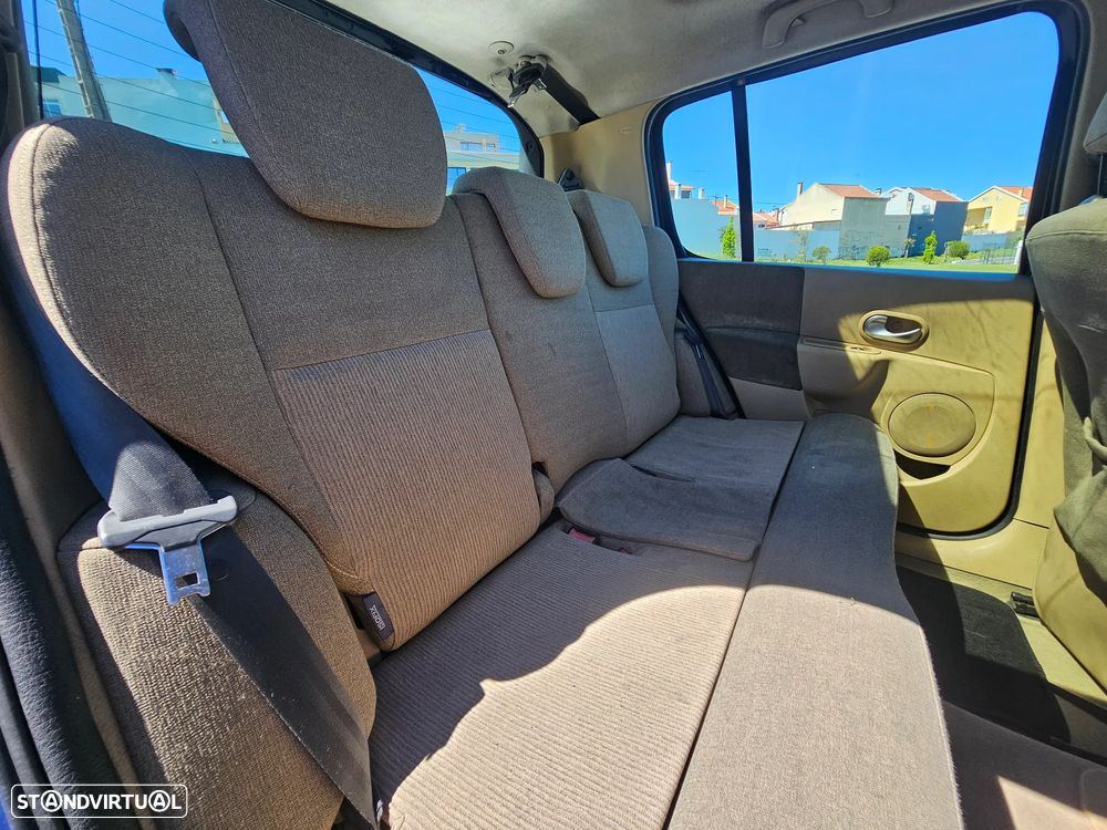 Renault Modus 1.5 dCi Confort Dynamique - 10