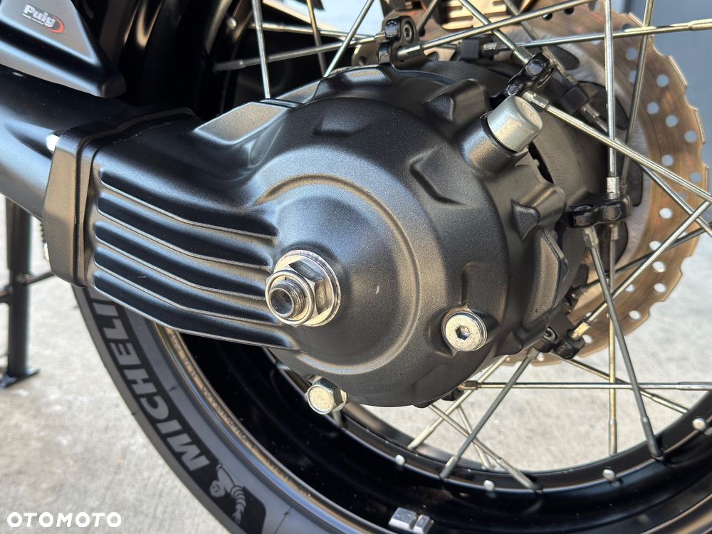 Yamaha Super Tenere - 29