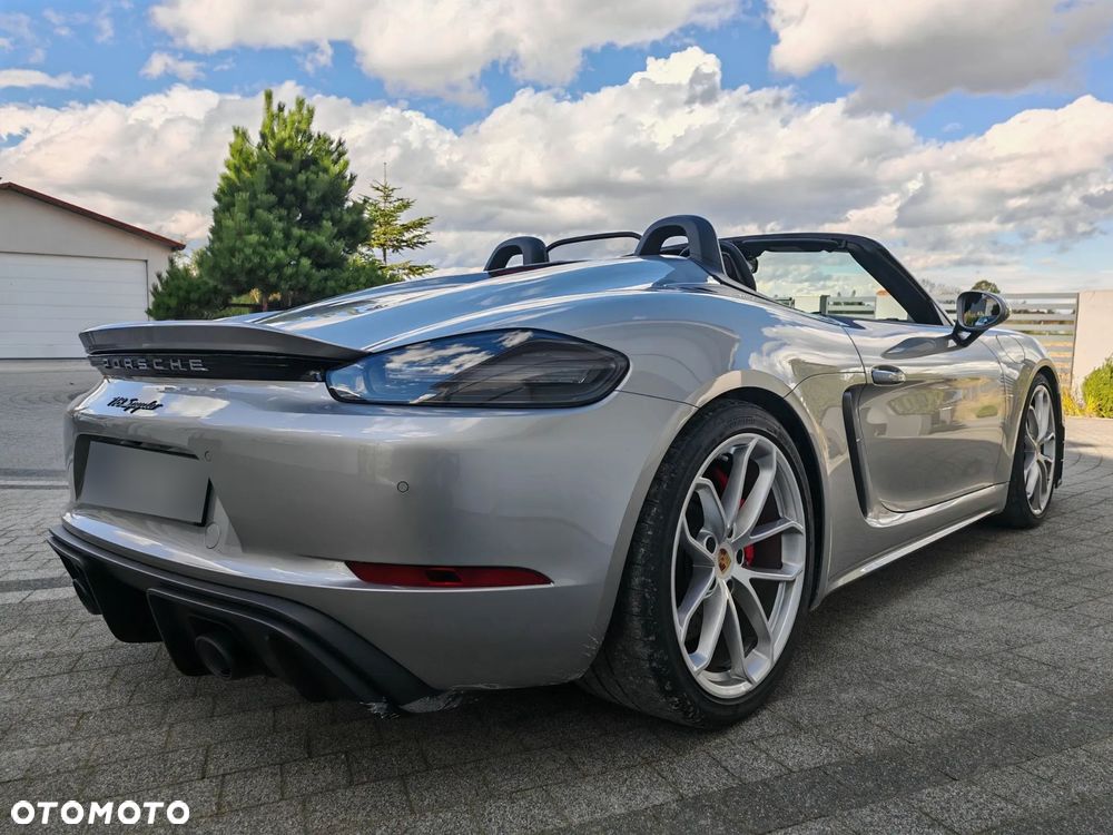 Porsche 718 Spyder ver-spyder - 5
