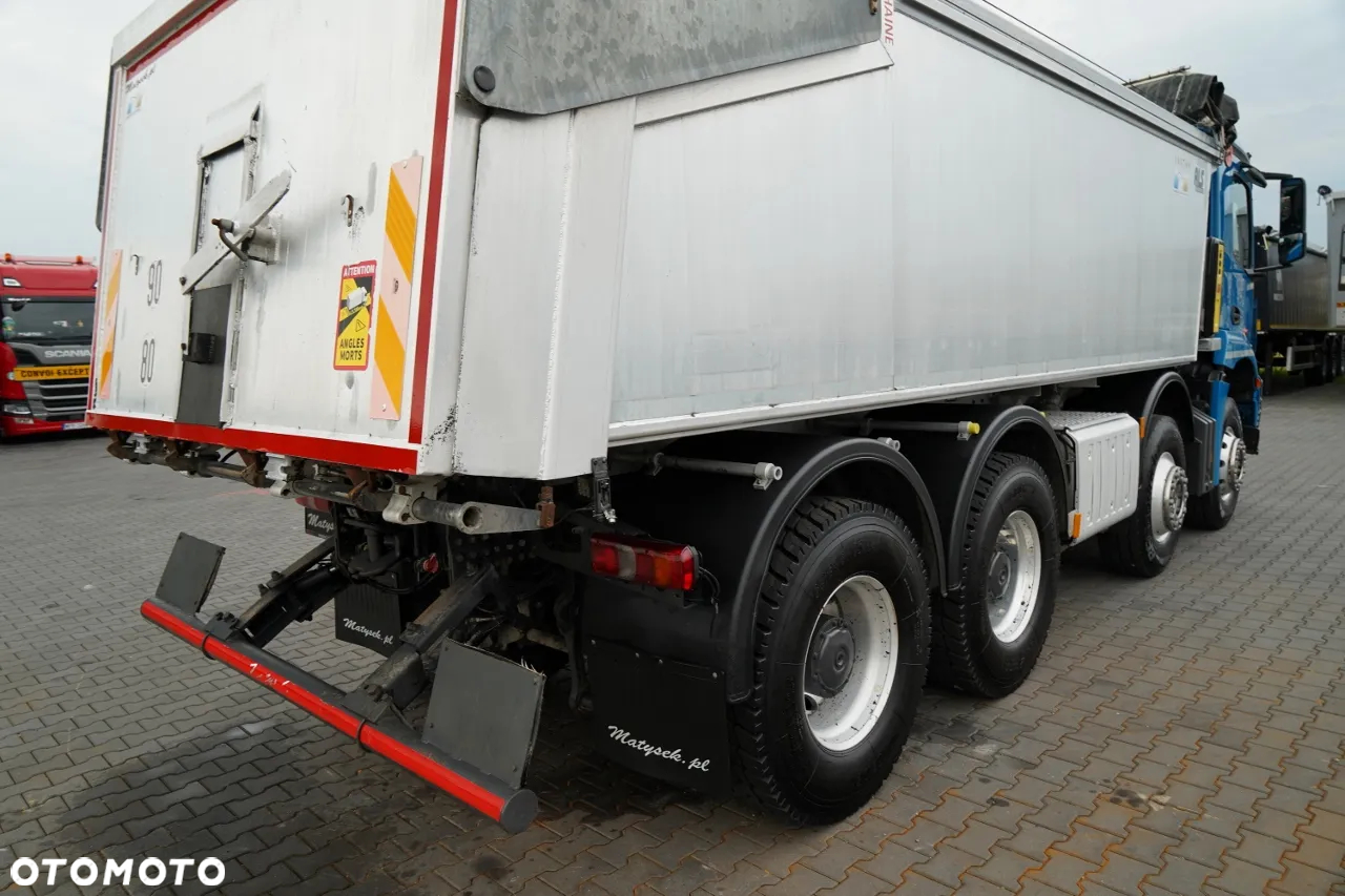 Mercedes-Benz AROCS 3243 / 8x4 / WYWROTKA 20m3 / TYLNOZSYP / EURO 6 / OPONY 100 % / ŁADOWNOŚĆ: 19,500 KG / HYDROKLAPA - 19