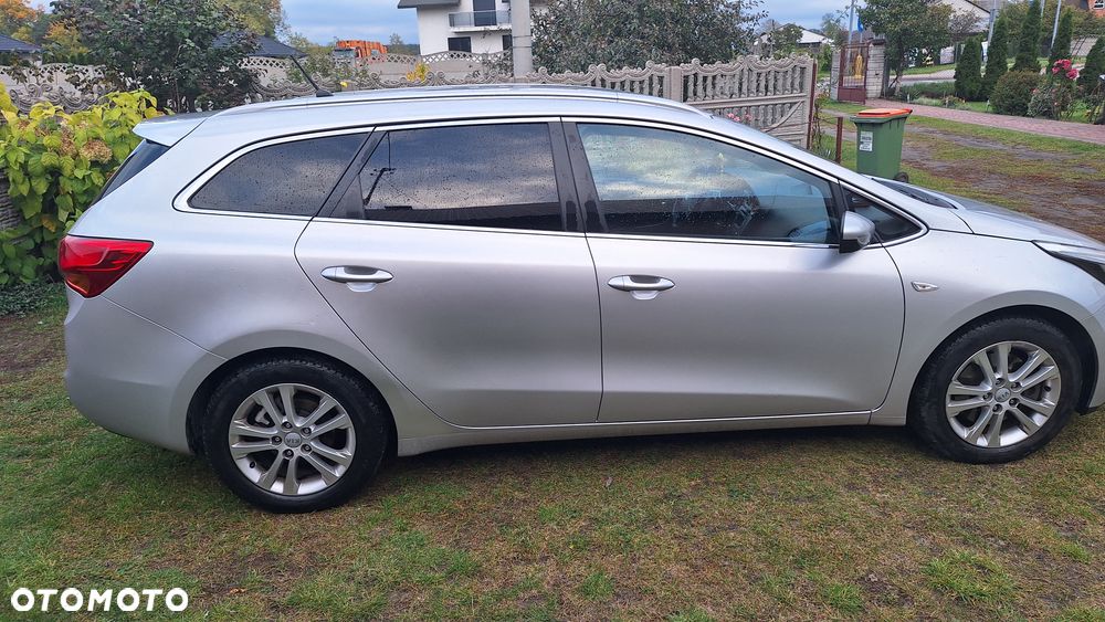 Kia Ceed 2014 photo 2