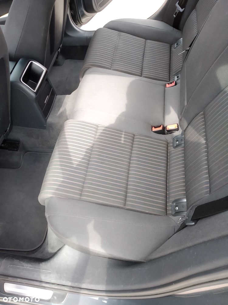 Audi A4 Limousine - 7