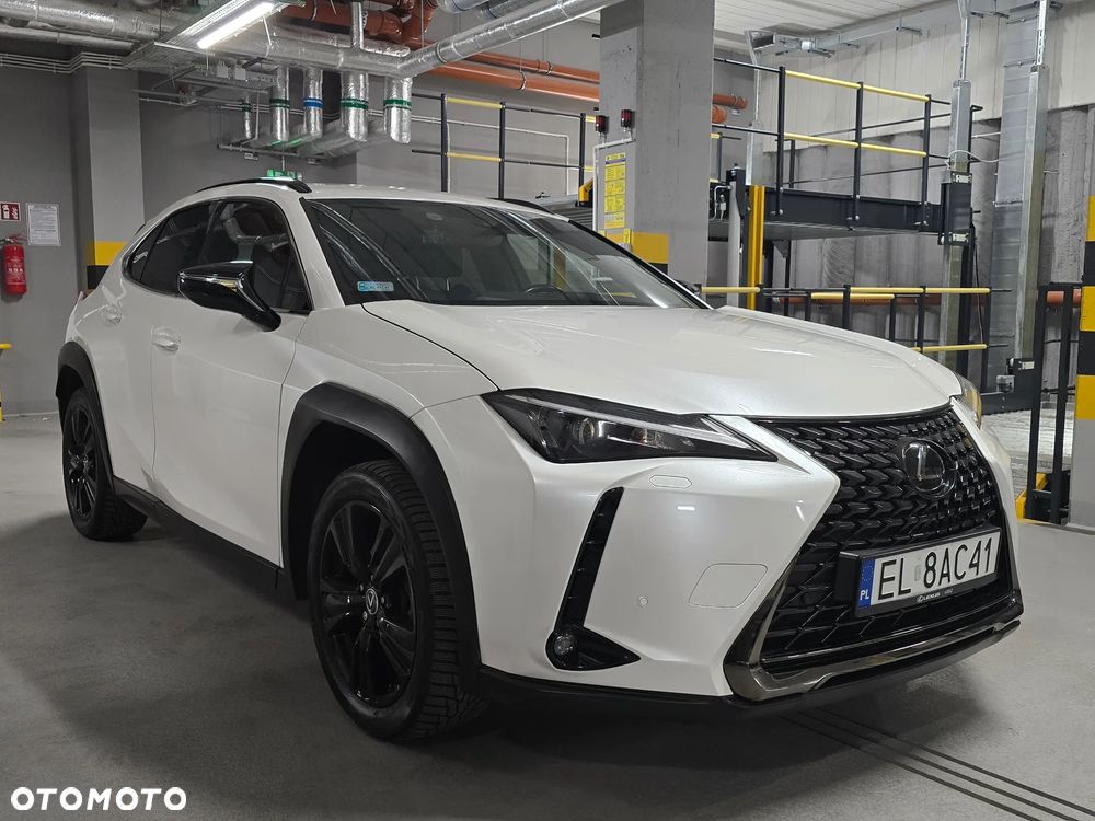 Lexus UX - 2