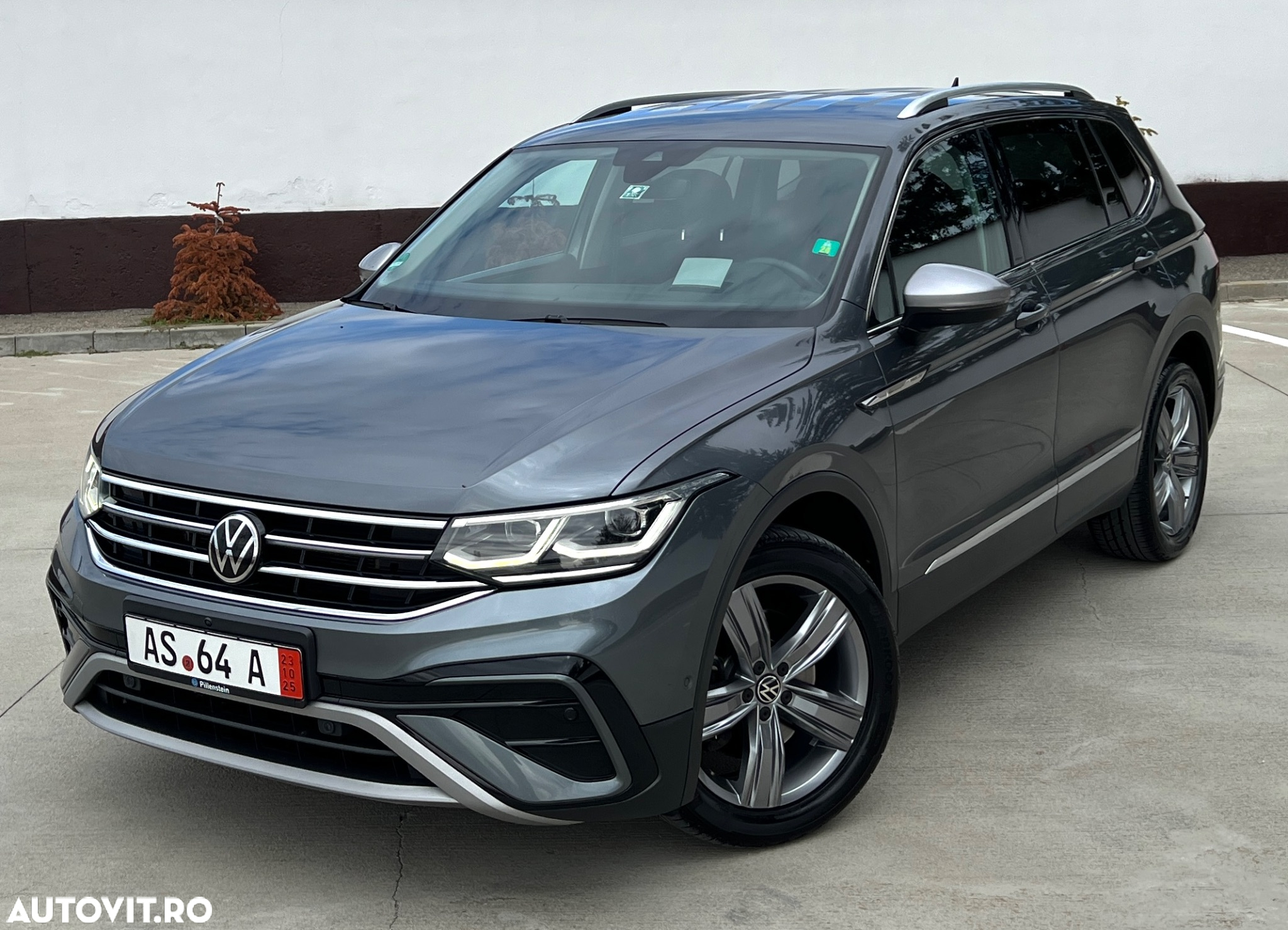 Volkswagen Tiguan Allspace 2.0 TDI SCR 4Motion DSG Elegance - 27