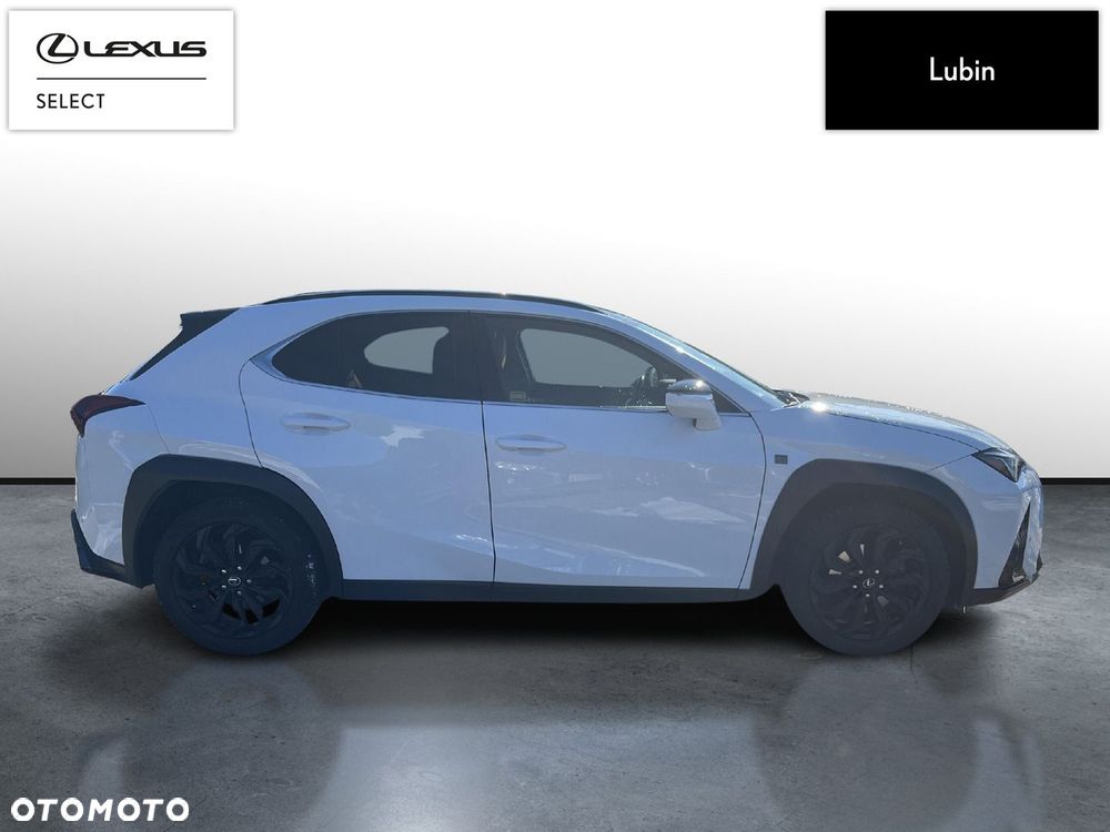 Lexus UX - 6