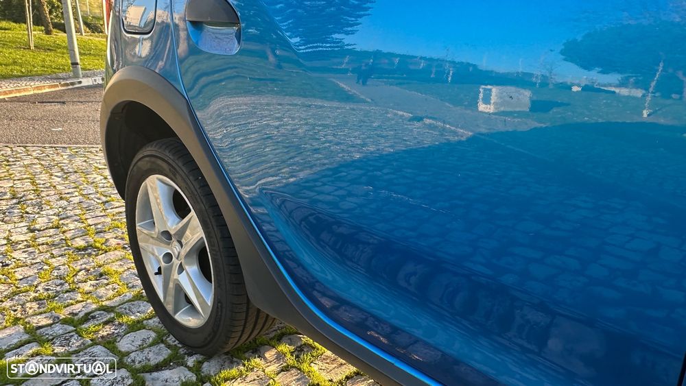 Dacia Sandero 1.5 dCi Stepway - 4
