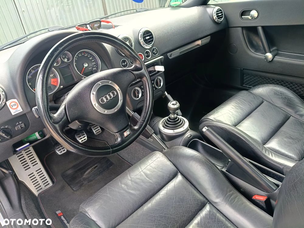 Audi TT Coupé 1.8T - 14