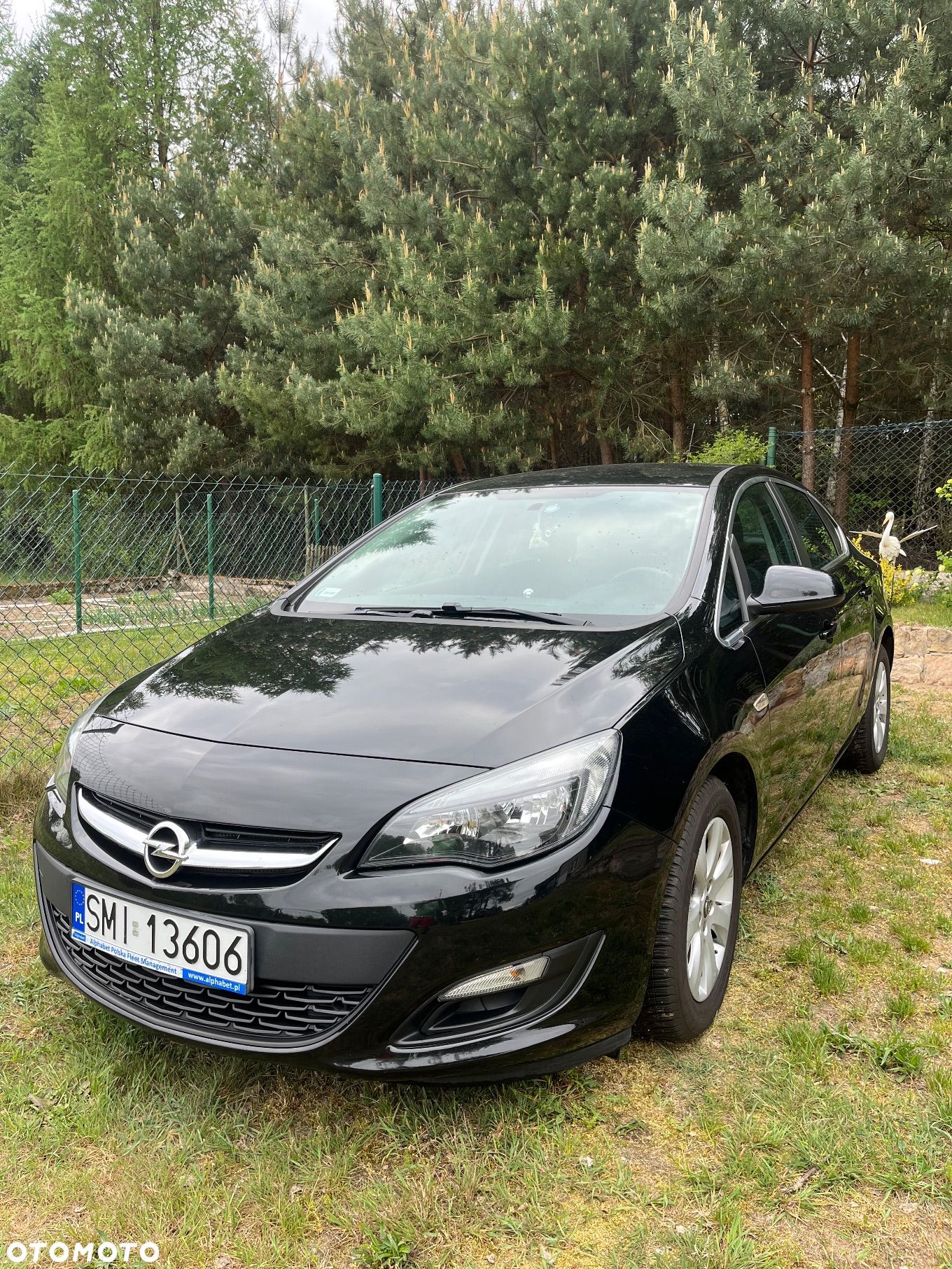 Opel Astra IV 1.4 T Active - 1